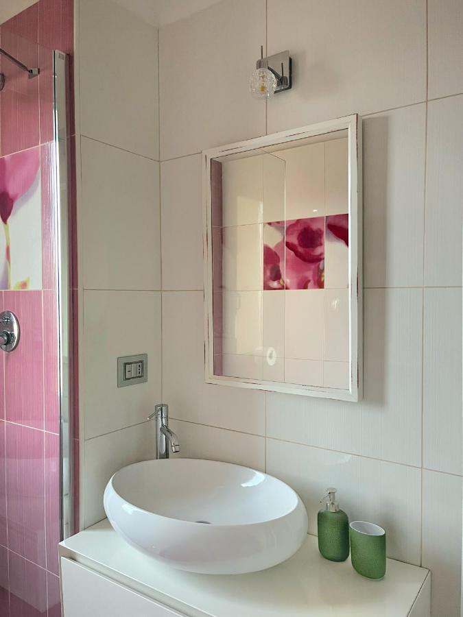 Il Nido Di Giraben Apartment Savona Ngoại thất bức ảnh