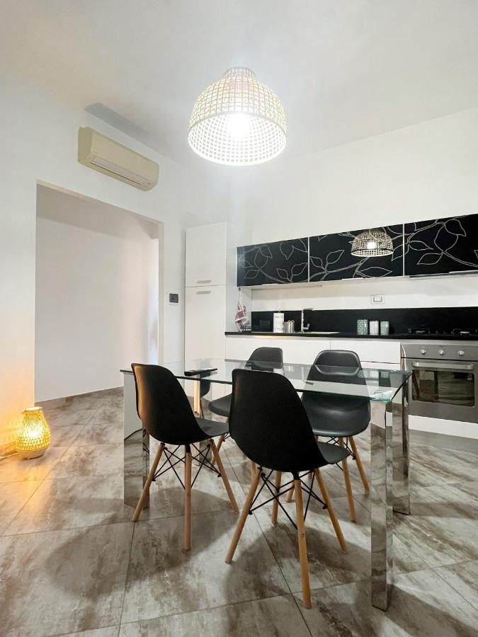 Il Nido Di Giraben Apartment Savona Ngoại thất bức ảnh